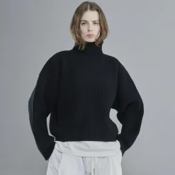 Vonarstræti Wool Sweater